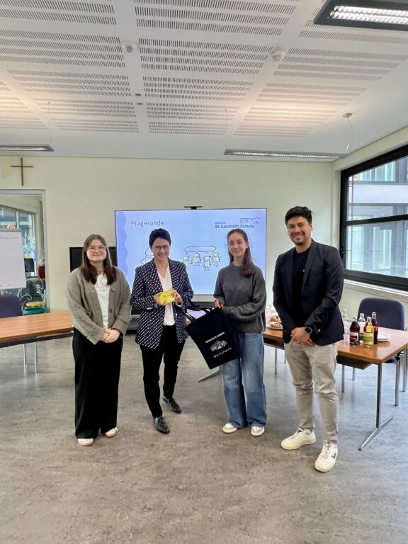 28632ca5 70d9 4ecf bd26 4e85534c63cd