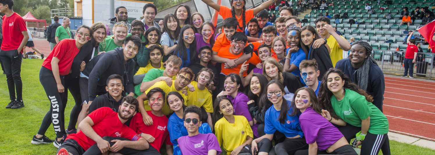 St. Landolin Schule Cardiff Schülergrupppe