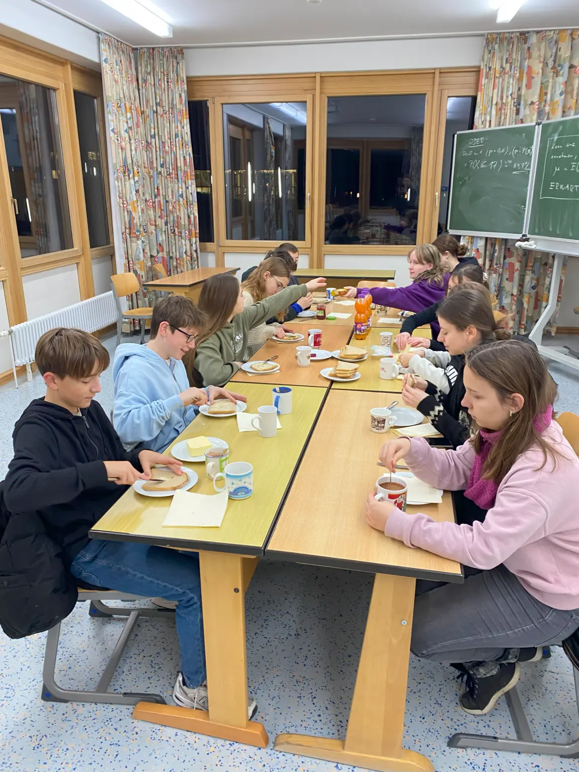 St. Landolin Schule Kapellennacht Frühstück